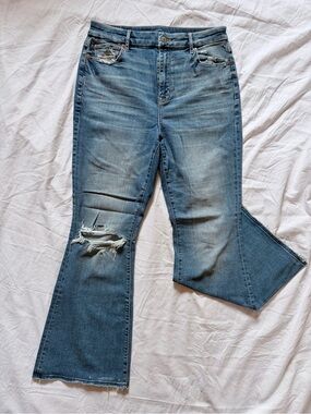 American Eagle Curvy Super Hi-Rise Flare Jeans